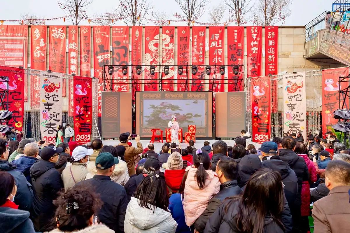 網絡中國節·春節 | 過非遺里的“幸福年” 西安幸福林帶火“出圈”